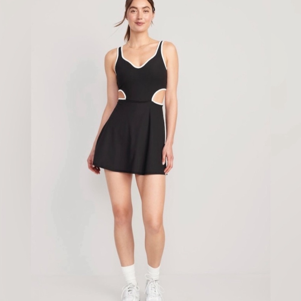 NWT! Black Jack PowerSoft Shelf-Bra Support Dress - size M